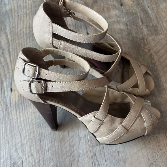 Kristin Davis Size 8.5 Taupe Leather Strappy Open Toe 4.5" Heel - Picture 1 of 7